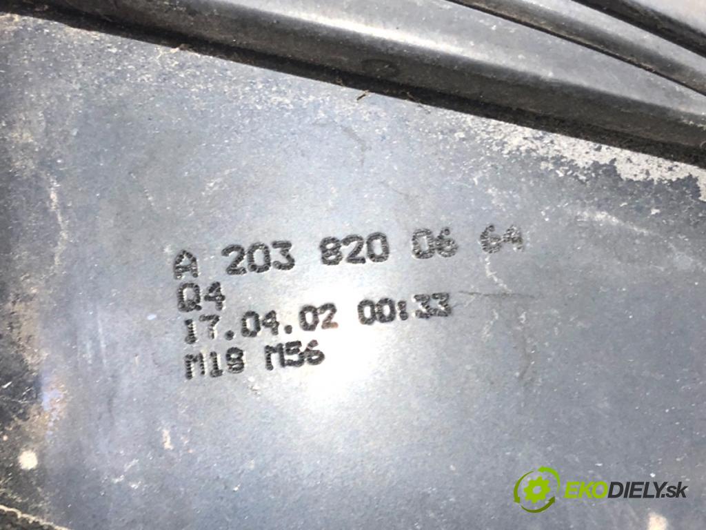 MERCEDES-BENZ CL203 coupe 2002 120 kW C 200 Kompressor (203.742) 1796 světlo pravý zadní část A2038200664
