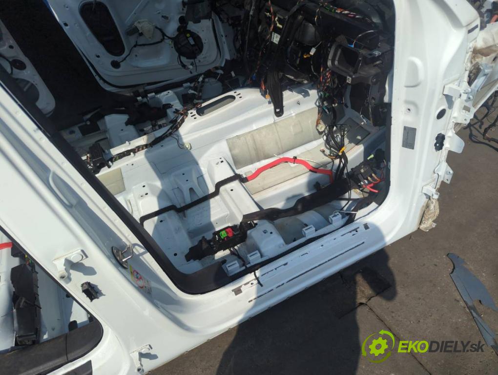 AUDI Q5 FY SUV 2018 140 kW 40 TDI quattro 1968 KAROSERIA ČTVRŤÁK blatník zadní část levý pravý práh střecha PODŁUŻNICA levý pravý
