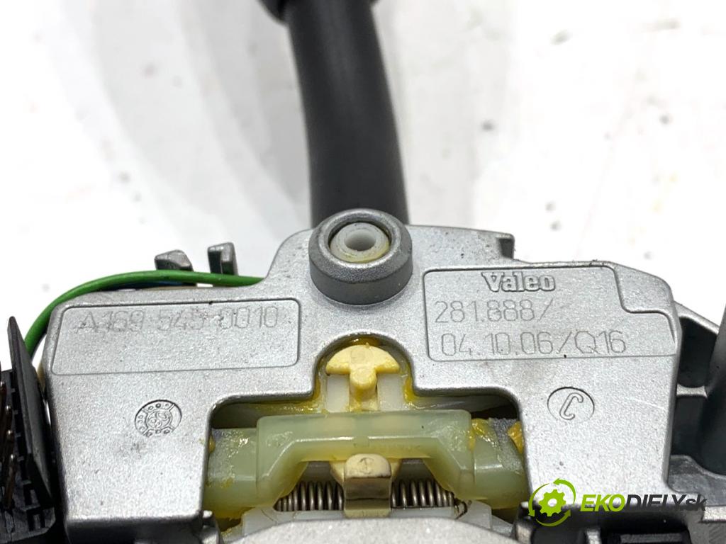 MERCEDES-BENZ W245 liftback 2006 80 kW B 180 CDI (245.207) 1991 Prepínač kombinovaný A1695450010 (Prepínacie páčky pod volantom)