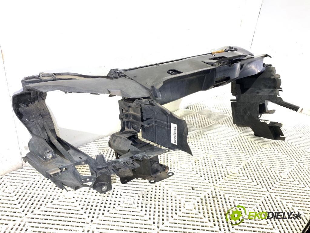 MERCEDES-BENZ W245 liftback 2006 80 kW B 180 CDI (245.207) 1991 držák přední část  (Přední výztuha)