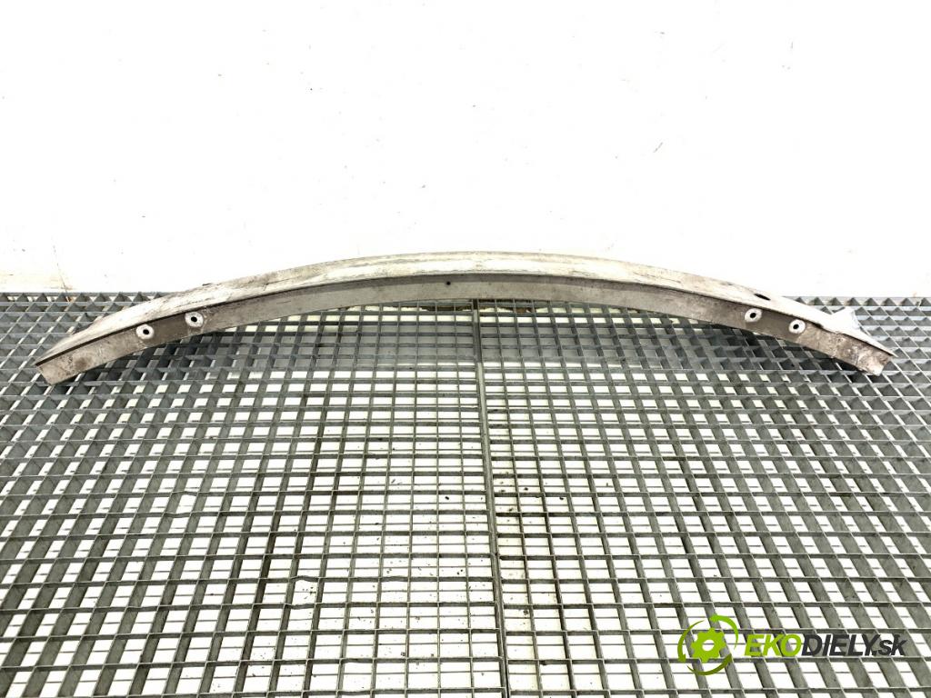 MERCEDES-BENZ W245 liftback 2006 80 kW B 180 CDI (245.207) 1991 výztuha nárazníka přední část  (Přední výztuha)