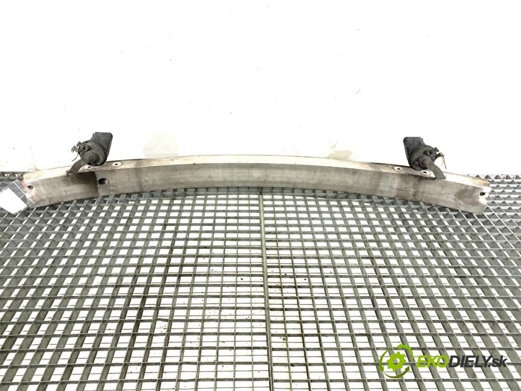 MERCEDES-BENZ W245 liftback 2006 80 kW B 180 CDI (245.207) 1991 výztuha nárazníka přední část  (Přední výztuha)