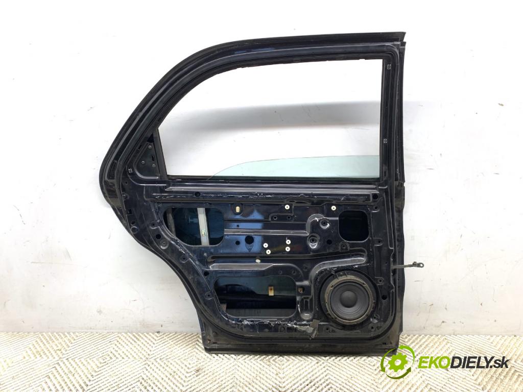 SSANGYONG CHAIRMAN sedan 2000 165 kW 3.2 3199 dveře levý zadní část