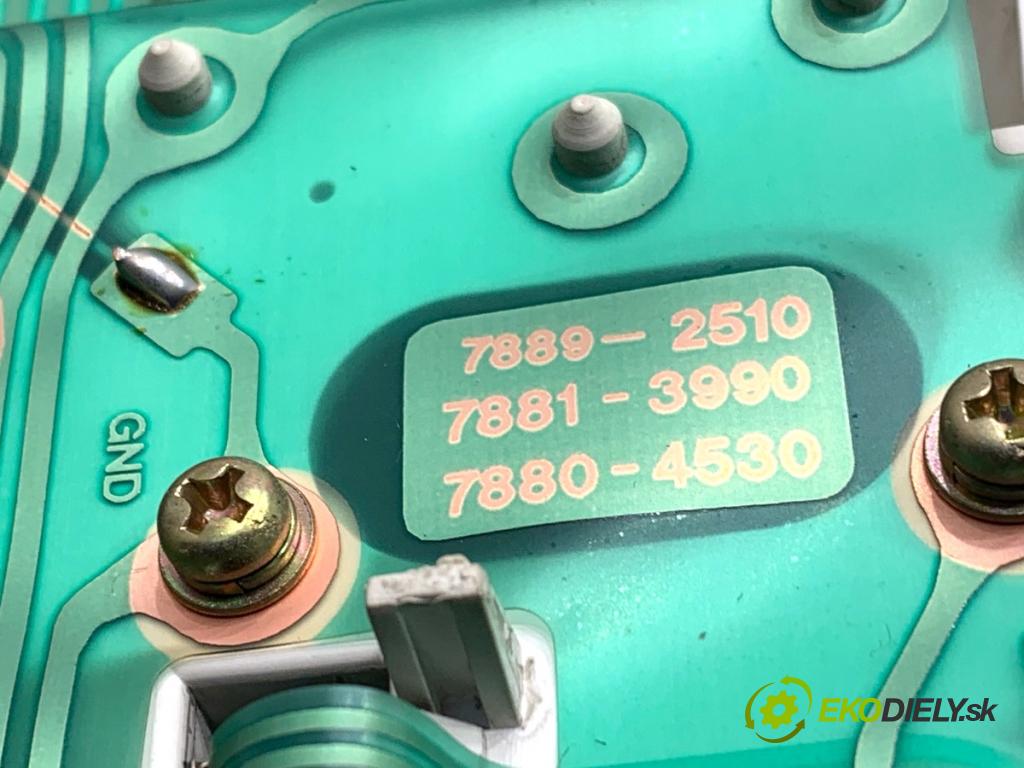 SSANGYONG CHAIRMAN sedan 2000 165 kW 3.2 3199 Prístrojovka 80200-11541 (Prístrojová doska)