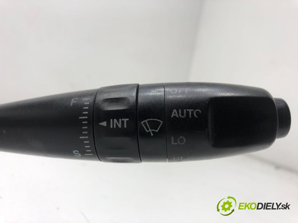 SSANGYONG CHAIRMAN sedan 2000 165 kW 3.2 3199 Prepínač kombinovaný  (Prepínacie páčky pod volantom)