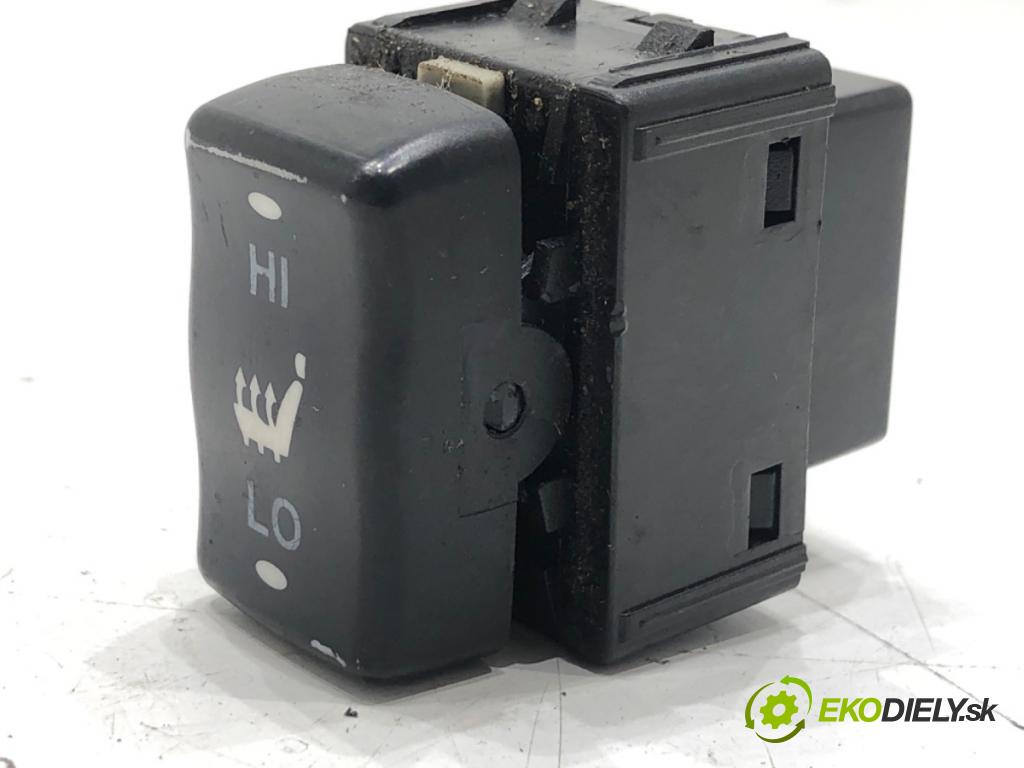 SSANGYONG CHAIRMAN sedan 2000 165 kW 3.2 3199 Prepínač ohrievania, vyhrievania sedačky  (Prepínacie páčky pod volantom)