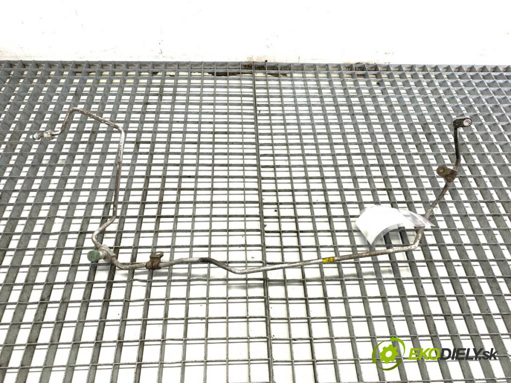 SSANGYONG CHAIRMAN sedan 2000 165 kW 3.2 3199 rúrka klimatizácie  (Rúrka klimatizácie)