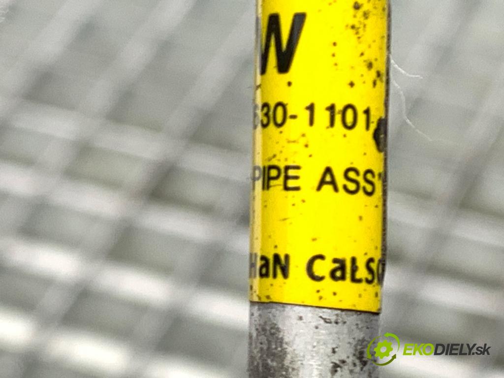 SSANGYONG CHAIRMAN sedan 2000 165 kW 3.2 3199 rúrka klimatizácie  (Rúrka klimatizácie)