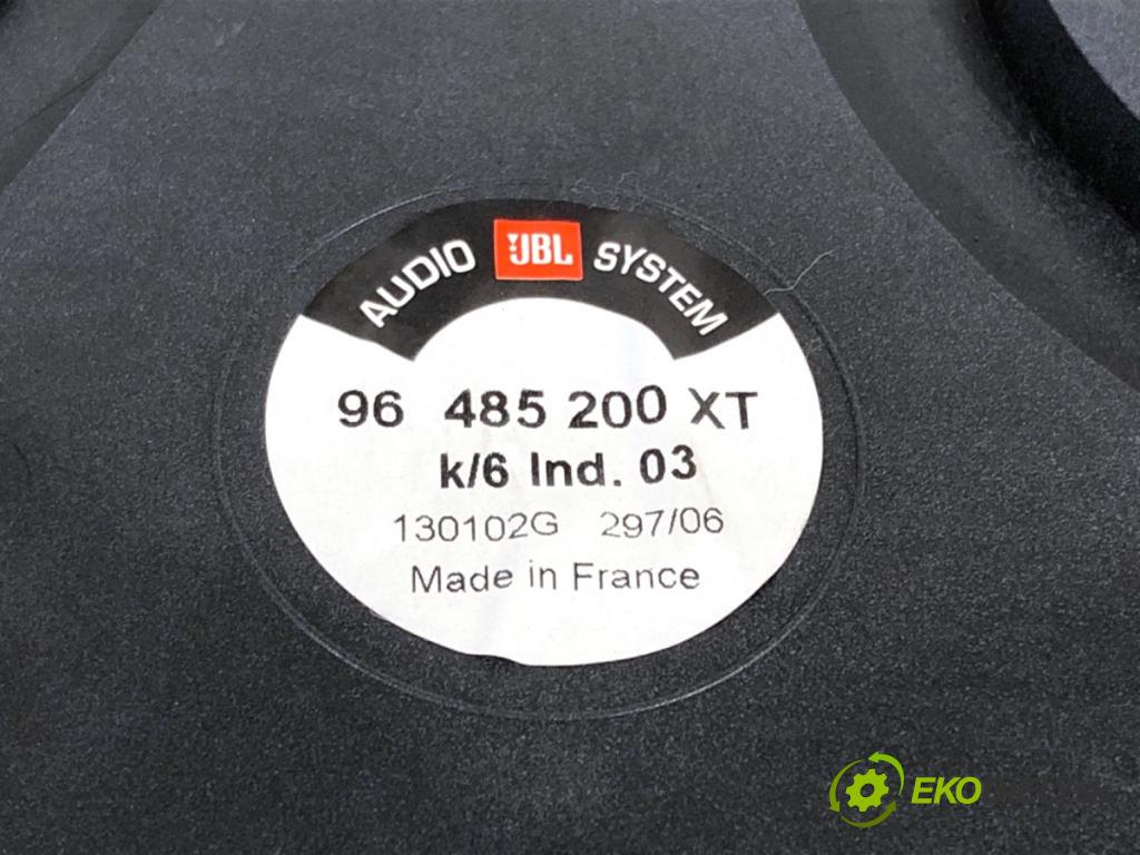 PEUGEOT 206 liftback 2006 80 kW 1.6 16V 1587 subwoofer 96485200XT (Audio zariadenie)