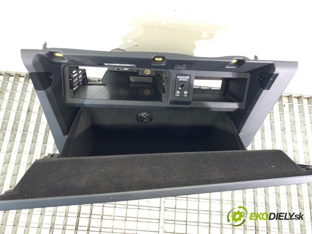 AUDI Q5 FY SUV 2018 140 kW 40 TDI quattro 1968 Priehradka, kastlík spolujazdca 80B857035A (Priehradka (kastlík))