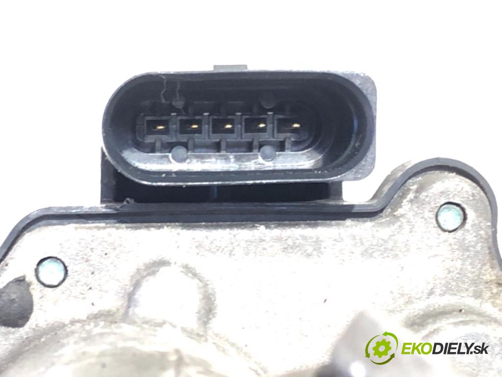 AUDI Q5 FY SUV 2018 140 kW 40 TDI quattro 1968 Škrtiaca klapka 04L128063T (Škrtiaca klapka)