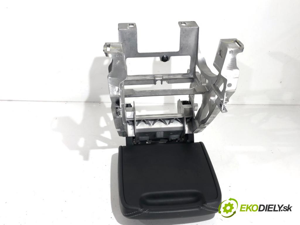 AUDI Q5 FY SUV 2018 140 kW 40 TDI quattro 1968 Lakťová opierka 80A864288A (Lakťová opierka)