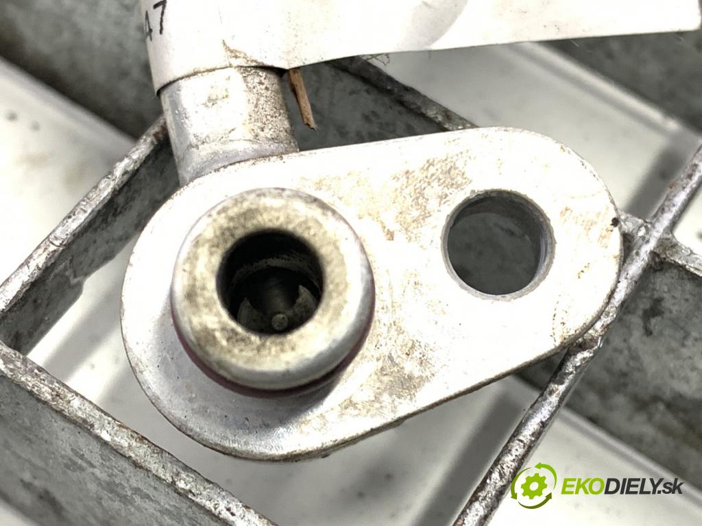 AUDI Q5 FY SUV 2018 140 kW 40 TDI quattro 1968 rúrka klimatizácie 80B818720 (Rúrka klimatizácie)