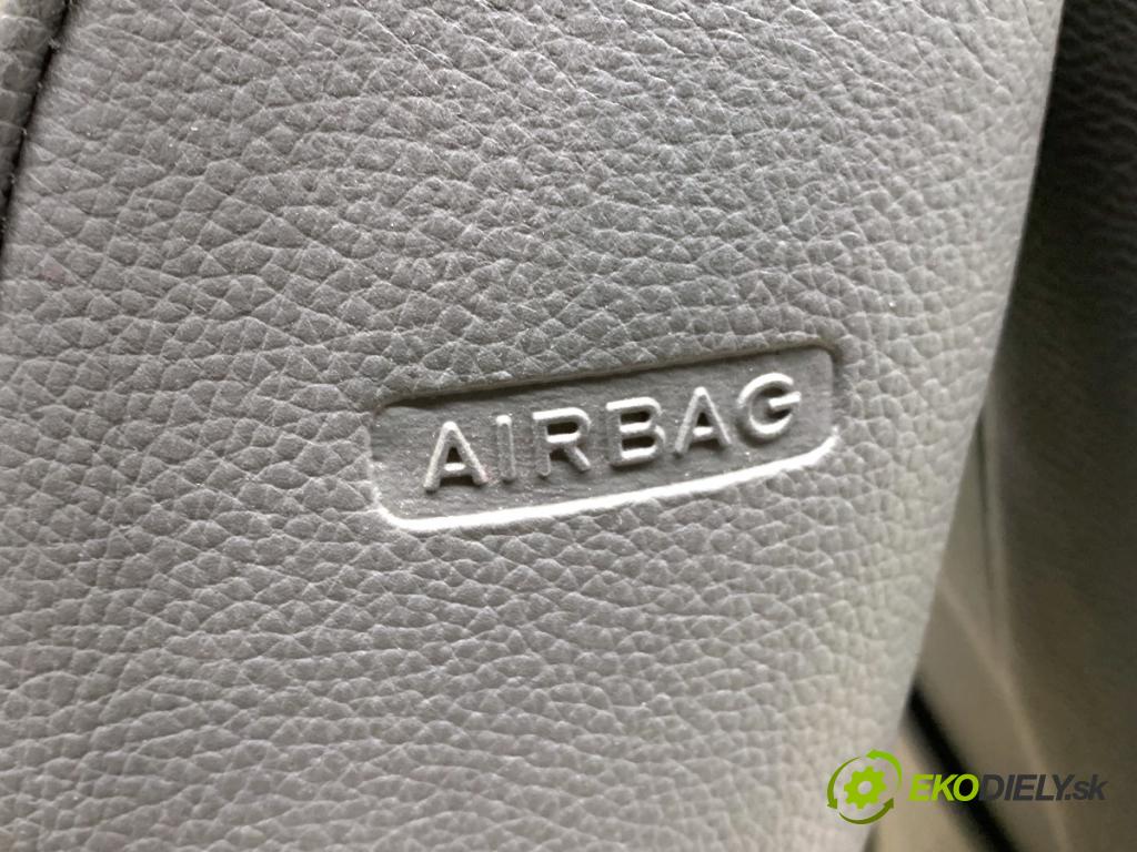 VW TOUAREG SUV 2006 165 kW 3.0 V6 TDI 2967 sedadla sedačky sedadlo