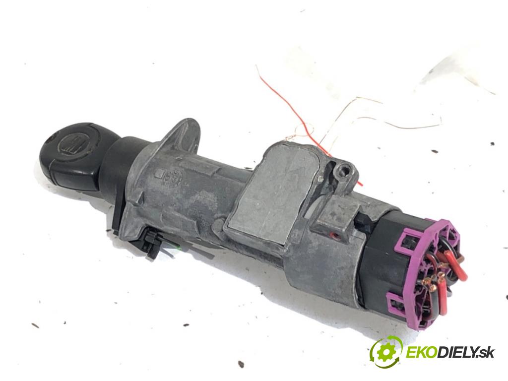 SKODA OCTAVIA I Kombi 2003 66 kW 1.9 TDI 1896 spinačka 4B0905851C (Spínacia skrinka)