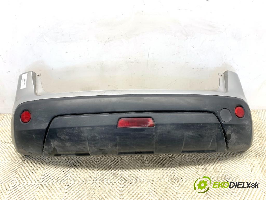 NISSAN QASHQAI J10 SUV 2009 84 kW 1.6 1598 nárazník zadní část  (Klika dveří ostatní)