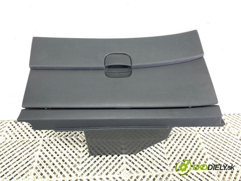 NISSAN QASHQAI J10 SUV 2009 84 kW 1.6 1598 Priehradka, kastlík spolujazdca  (Priehradka (kastlík))