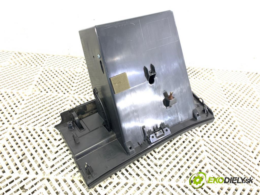 NISSAN QASHQAI J10 SUV 2009 84 kW 1.6 1598 Priehradka, kastlík spolujazdca  (Priehradka (kastlík))