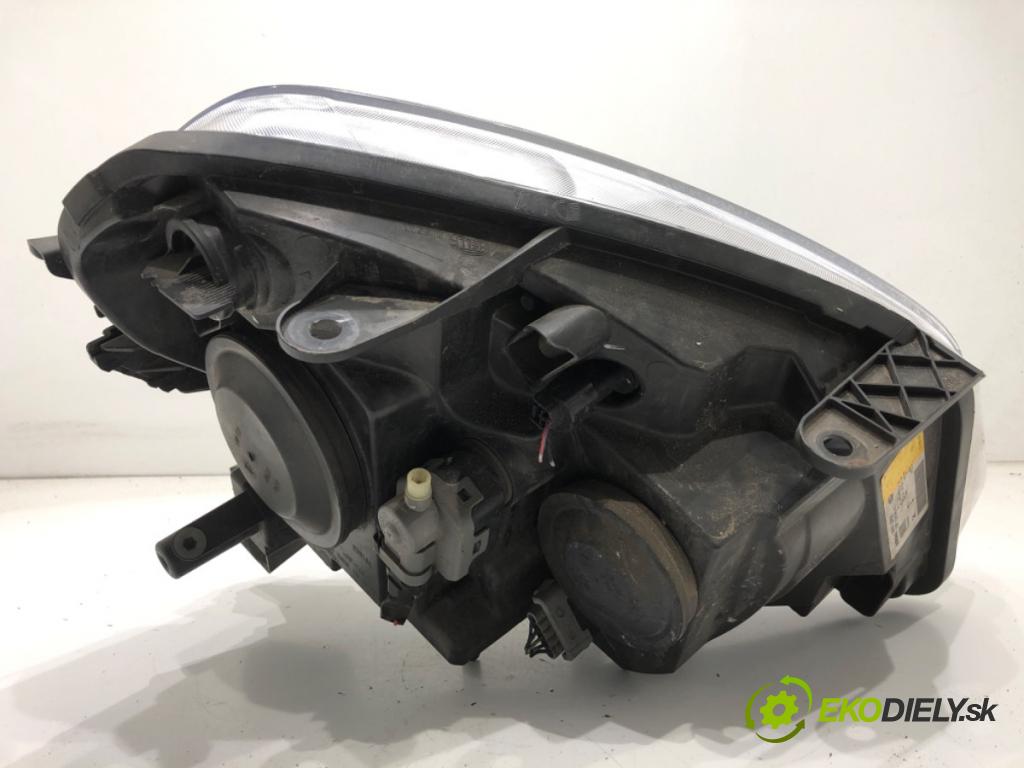 NISSAN QASHQAI J10 SUV 2009 84 kW 1.6 1598 světlomet levý přední část 26060JD90B