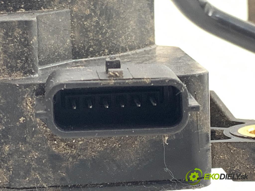 NISSAN QASHQAI J10 SUV 2009 84 kW 1.6 1598 Potenciometer plynu 2059C13347 (Potenciometer plynového pedálu)