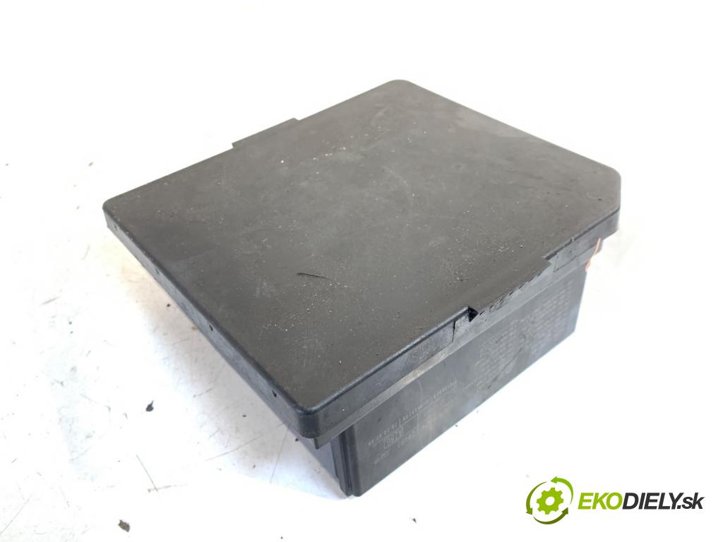 NISSAN QASHQAI J10 SUV 2009 84 kW 1.6 1598 modul BSI 284B7JD01B (Pojistková skříňka)