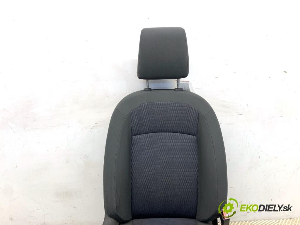 NISSAN QASHQAI J10 SUV 2009 84 kW 1.6 1598 sedadlo pravý přední část