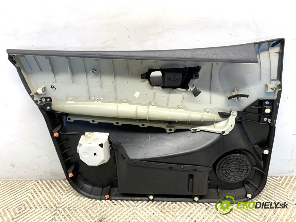 NISSAN QASHQAI J10 SUV 2009 84 kW 1.6 1598 ča dveře pravý přední část