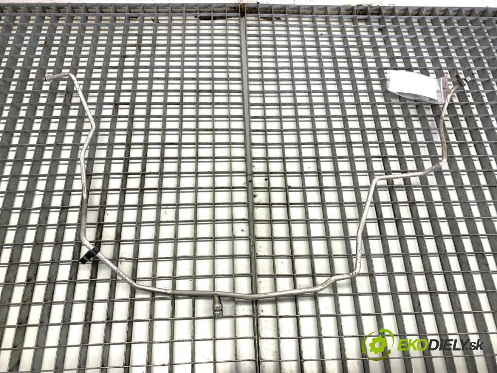 NISSAN QASHQAI J10 SUV 2009 84 kW 1.6 1598 rúrka klimatizácie  (Rúrka klimatizácie)