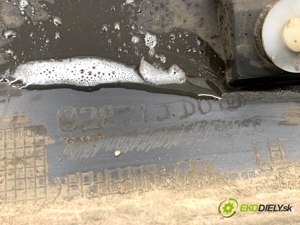 NISSAN QASHQAI J10 SUV 2009 84 kW 1.6 1598 lišta dveře levý zadní část 82871JD01D