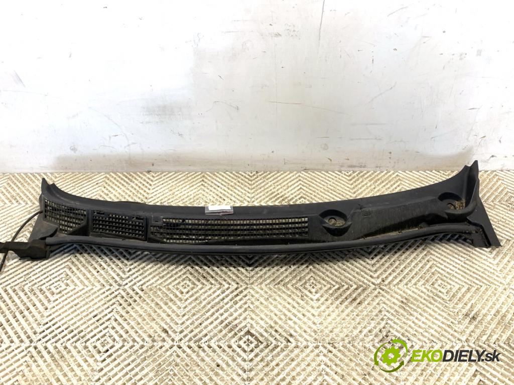 NISSAN QASHQAI J10 SUV 2009 84 kW 1.6 1598 Torpédo, plast pod čelné okno 66862-JD900 (Torpédo (plast pod čelným sklom))