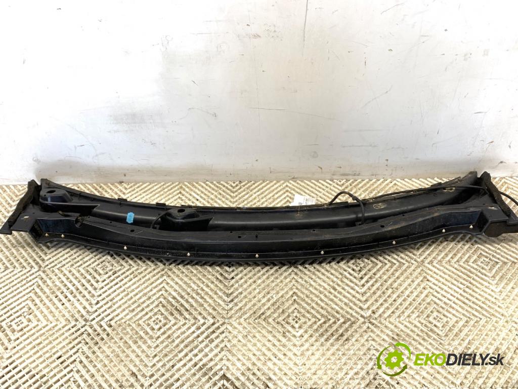 NISSAN QASHQAI J10 SUV 2009 84 kW 1.6 1598 Torpédo, plast pod čelné okno 66862-JD900 (Torpédo (plast pod čelným sklom))