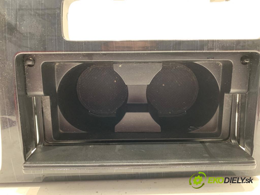 MAZDA 6 GH liftback 2008 108 kW 2.0 MZR (GHEFS) 1999 Držiak na nápoje GS1D-64361 (Držiak (úchyt) na nápoje)