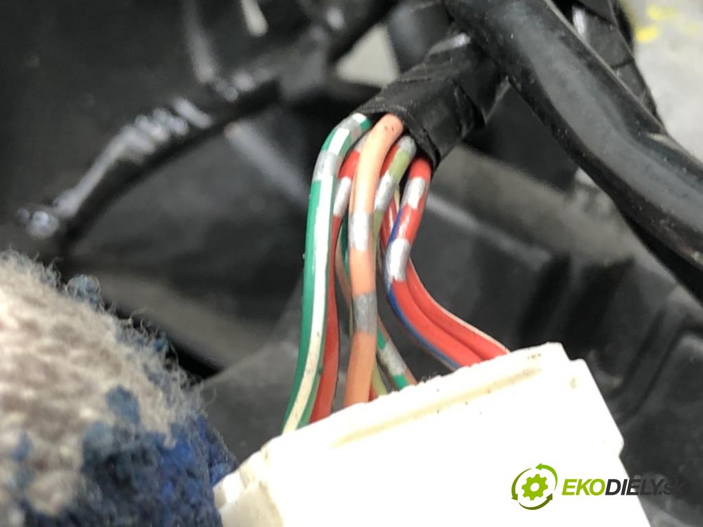 MAZDA 6 GH liftback 2008 108 kW 2.0 MZR (GHEFS) 1999 Volant  (Volant)