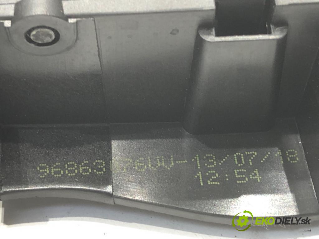 CITROEN BERLINGO II nadwozie wielkoprzestrzenne (MPV) 2018 88 kW 1.6 BlueHDi 120 1560 zámok dveře levý přední část 828406