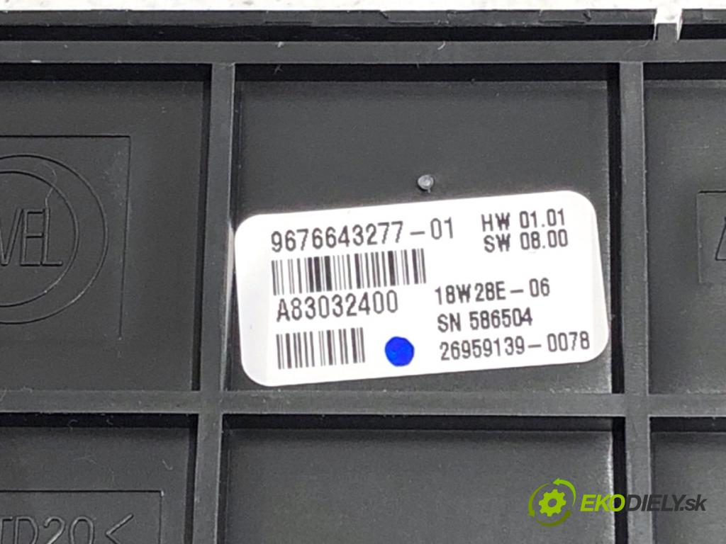 CITROEN BERLINGO II nadwozie wielkoprzestrzenne (MPV) 2018 88 kW 1.6 BlueHDi 120 1560 Panel ovládania kúrenia 9676643277 (Prepínacie páčky pod volantom)