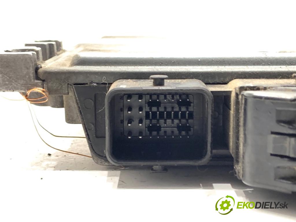 NISSAN QASHQAI J10 SUV 2007 78 kW 1.5 dCi 1461 riadiaca jednotka Motor S180033104 (Riadiaca jednotka)