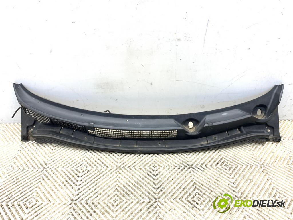 NISSAN QASHQAI J10 SUV 2007 78 kW 1.5 dCi 1461 Torpédo, plast pod čelné okno 66862-JD900 (Torpédo (plast pod čelným sklom))