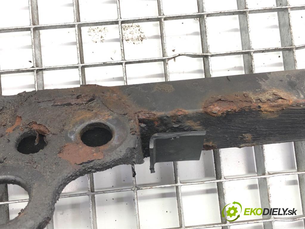 NISSAN QASHQAI J10 SUV 2007 78 kW 1.5 dCi 1461 držák přední část  (Přední výztuha)