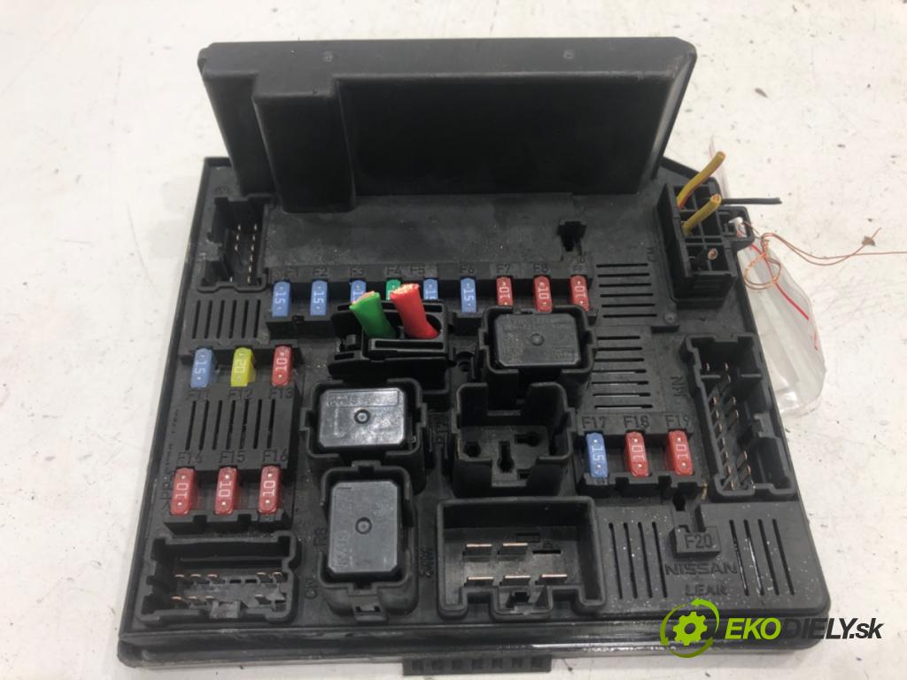 NISSAN QASHQAI J10 SUV 2007 78 kW 1.5 dCi 1461 modul BSI 284B7-JD00B (Pojistková skříňka)