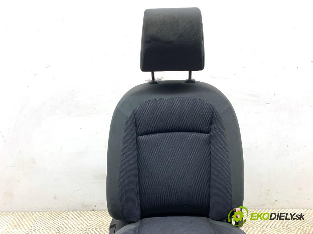 NISSAN QASHQAI J10 SUV 2007 78 kW 1.5 dCi 1461 sedadlo pravý přední část