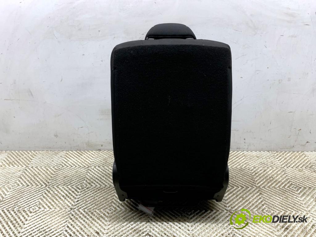 CITROEN BERLINGO II nadwozie wielkoprzestrzenne (MPV) 2018 88 kW 1.6 BlueHDi 120 1560 Sedadlo zadný  (Sedadlo)