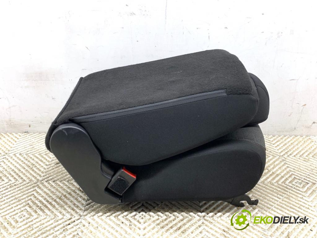 CITROEN BERLINGO II nadwozie wielkoprzestrzenne (MPV) 2018 88 kW 1.6 BlueHDi 120 1560 Sedadlo zadný  (Sedadlo)