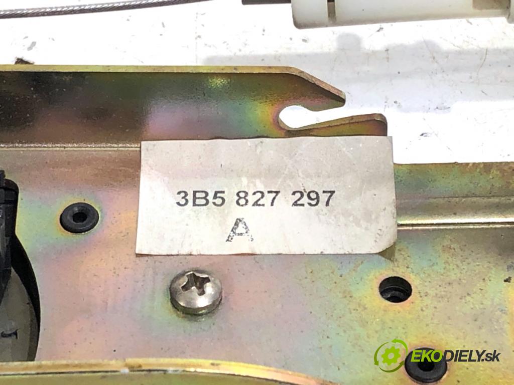VW PASSAT B5 FL sedan 2000 74 kW 1.9 TDI 1896 klika dveří zadní část 3B5827297
