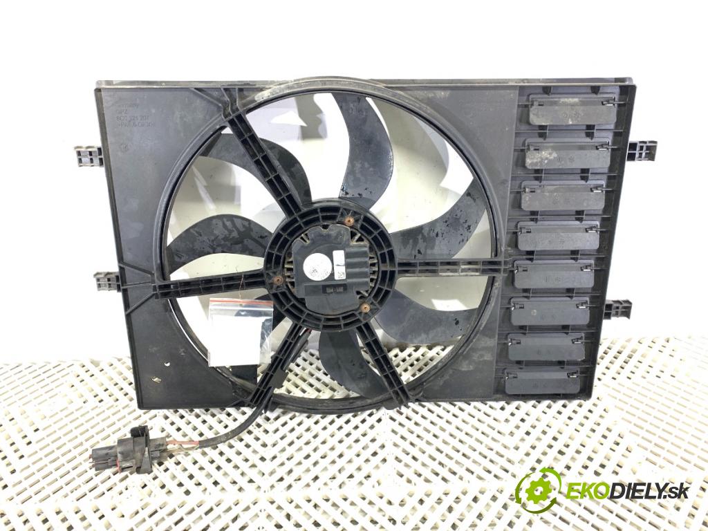 SKODA RAPID liftback 2018 85 kW 1.6 TDI 1598 ventilátor chladiče 6R0959455G (Ventilátor)