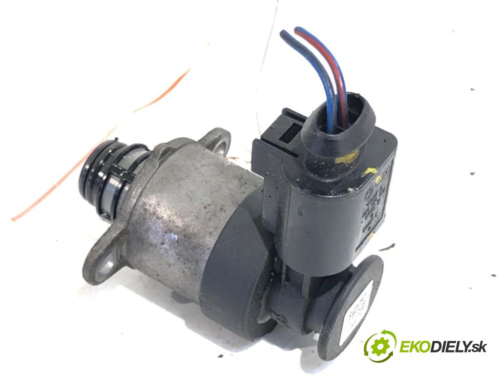 SKODA RAPID liftback 2018 85 kW 1.6 TDI 1598 Regulátor tlaku paliva 4D0971992 (Palivový systém ostatné)