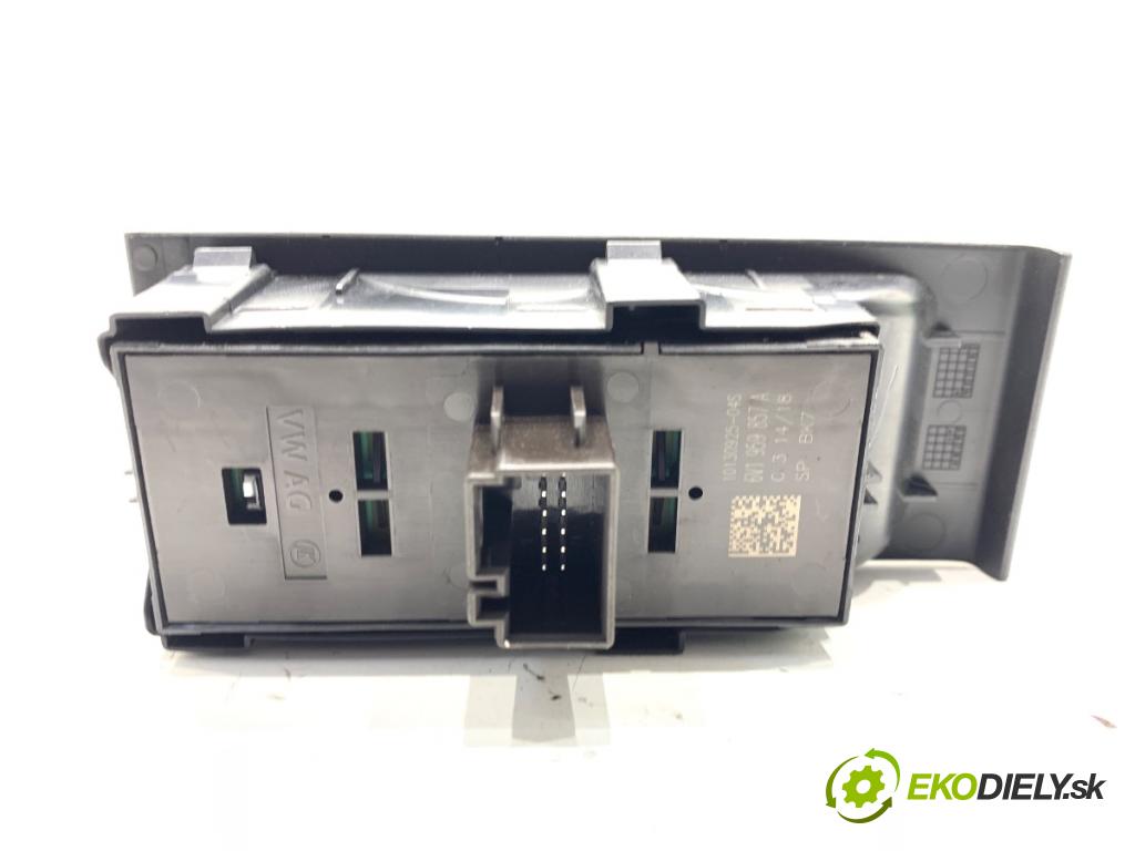 SKODA RAPID liftback 2018 85 kW 1.6 TDI 1598 Prepínač okien 6V1959857A (Prepínacie páčky pod volantom)