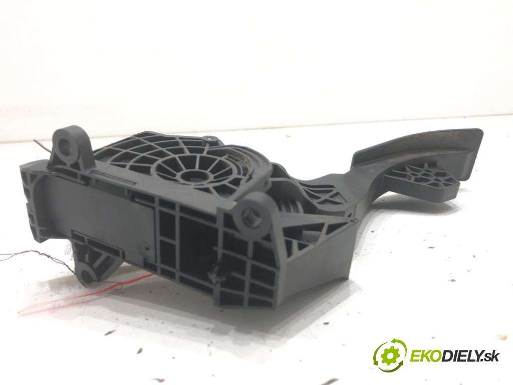 SKODA RAPID liftback 2018 85 kW 1.6 TDI 1598 Potenciometer plynu 6C1721503D (Potenciometer plynového pedálu)