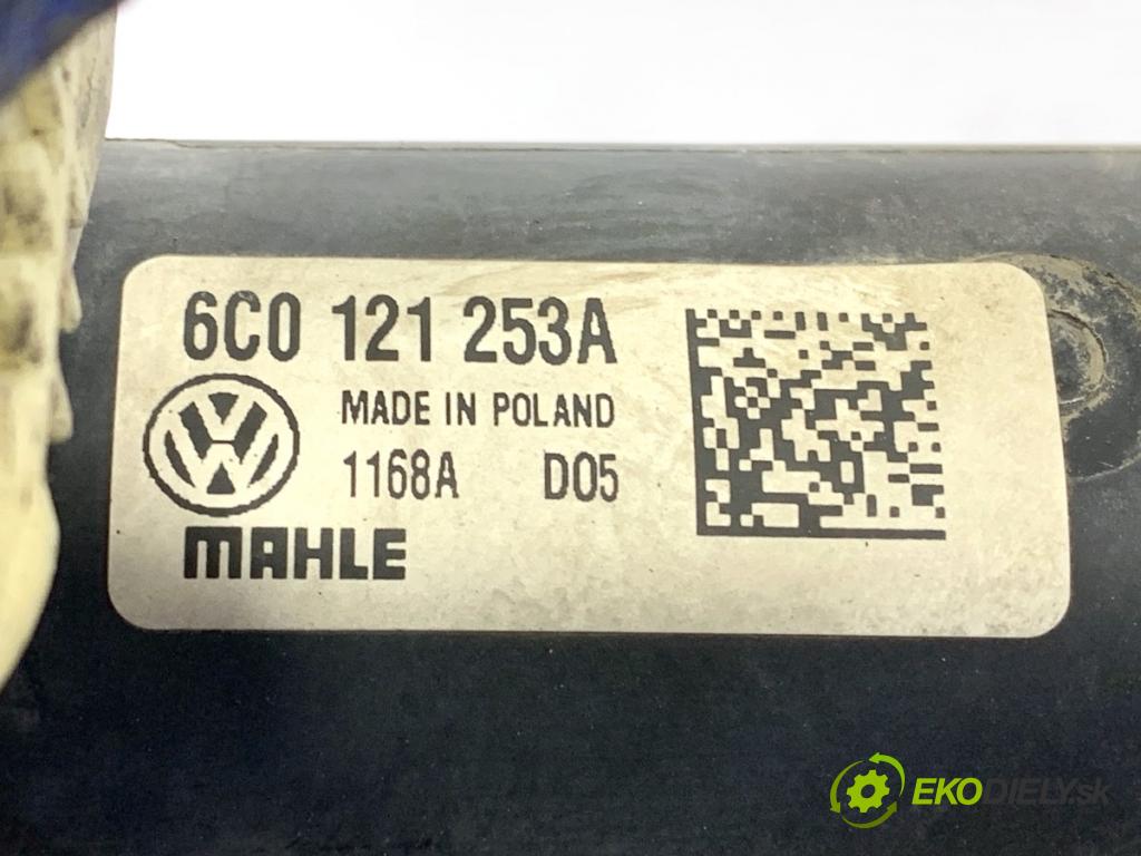 SKODA RAPID liftback 2018 85 kW 1.6 TDI 1598 chladič vody 6C0121253A (Vodní chladič)