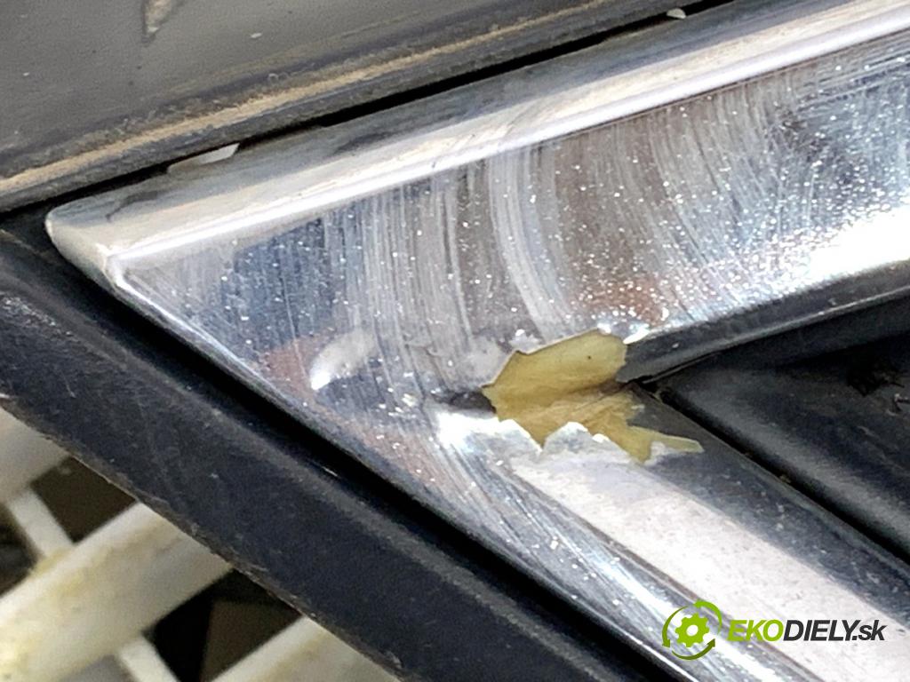 SKODA RAPID liftback 2018 85 kW 1.6 TDI 1598 mřížka maska 5JA853668 (Přední mřížka (maska chladiče))