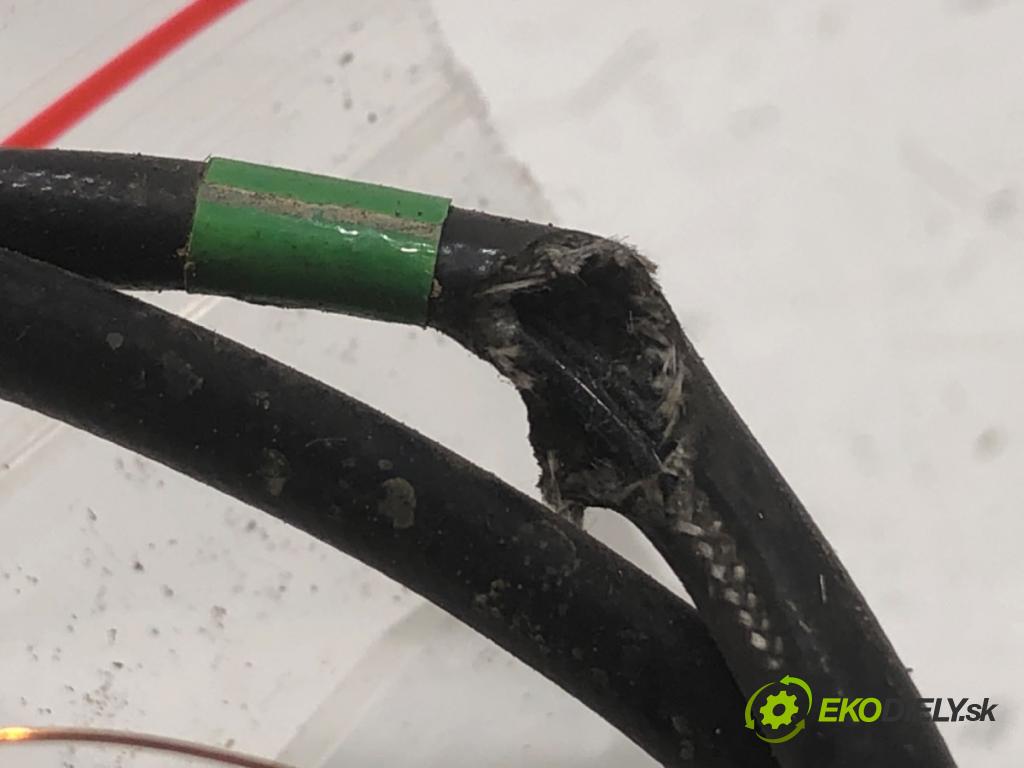 SKODA RAPID liftback 2018 85 kW 1.6 TDI 1598 Snímač teploty spalín 04L906088CT (Snímač)